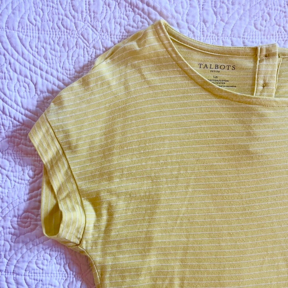 Talbots ☀️ sun yellow short sleeve top with back buttons
